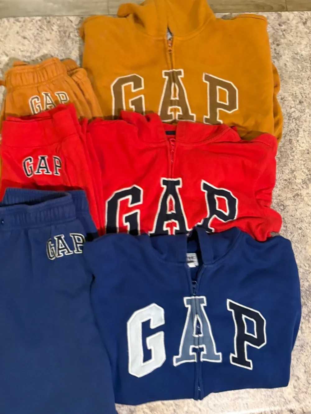 XXL (14) GAP 3 Hooded Zip Sweatshirt & Jogger Sets/Lot in Mustard, Red,& Navy